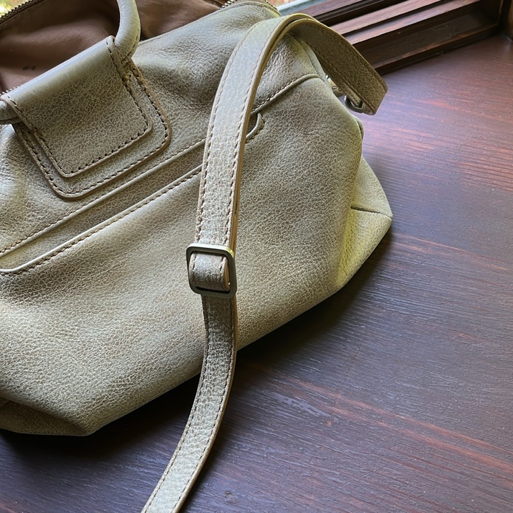 Handbag - Picture 7 of 10
